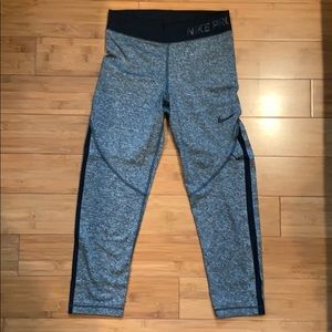 Nike Pro Hypercool Crop Leggings
